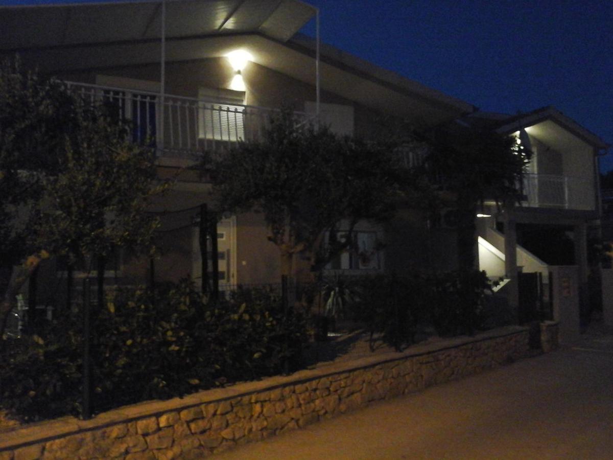 Apartments Anita Frane Vodice Buitenkant foto