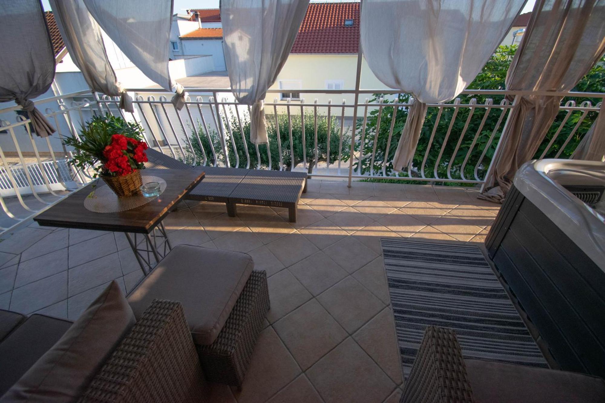 Apartments Anita Frane Vodice Buitenkant foto