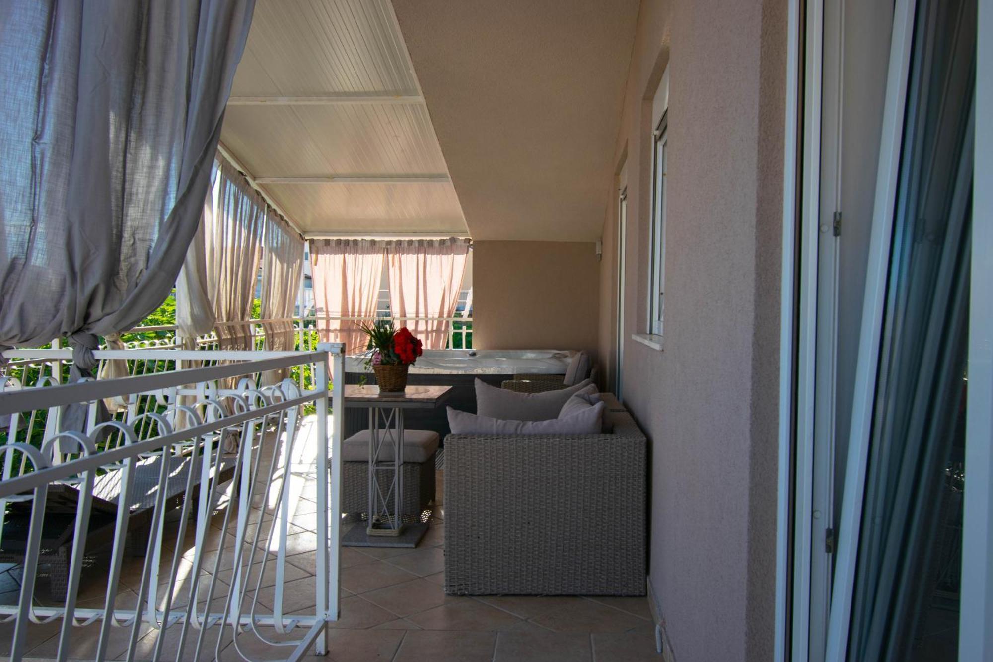 Apartments Anita Frane Vodice Buitenkant foto