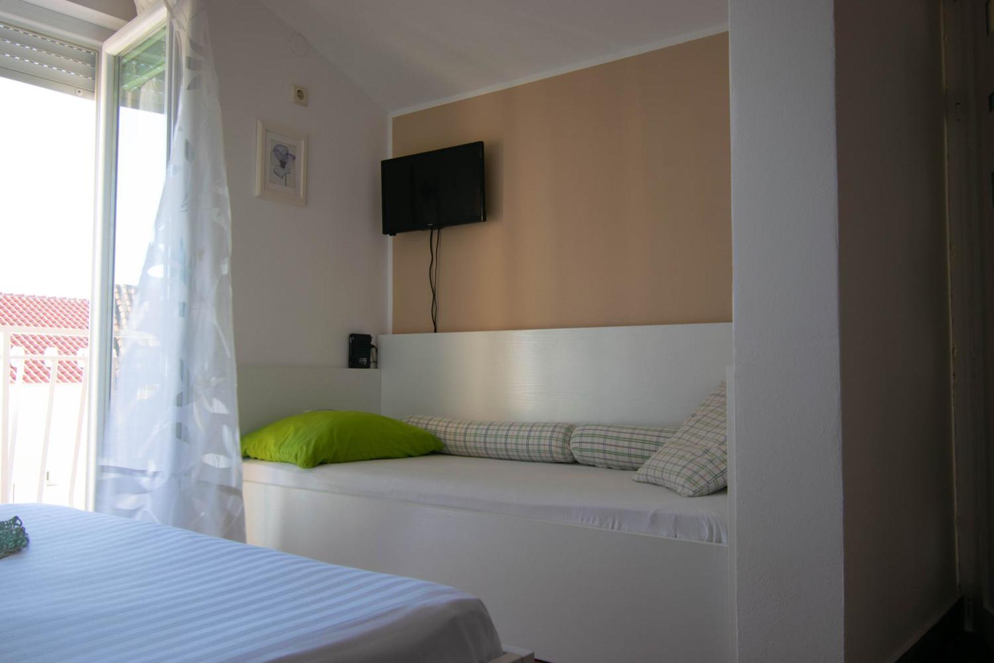 Apartments Anita Frane Vodice Buitenkant foto