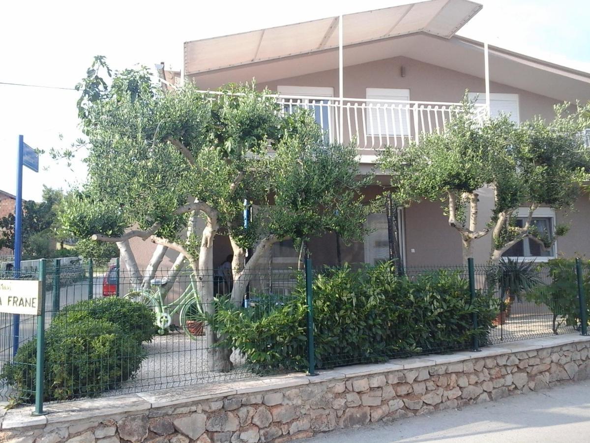 Apartments Anita Frane Vodice Buitenkant foto